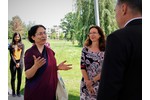Indická velvyslankyně Narinder Chauhan Indická velvyslankyně Narinder Chauhan Indická velvyslankyně Narinder Chauhan navštívila 4. června Biologické centrum AV ČR..
